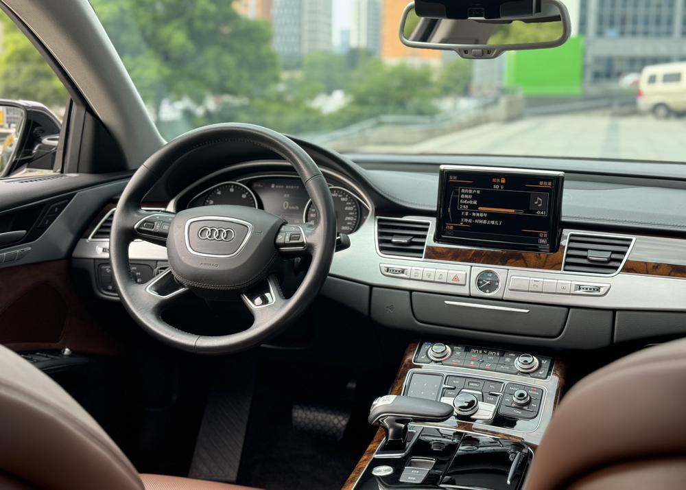 Audi Audi A8