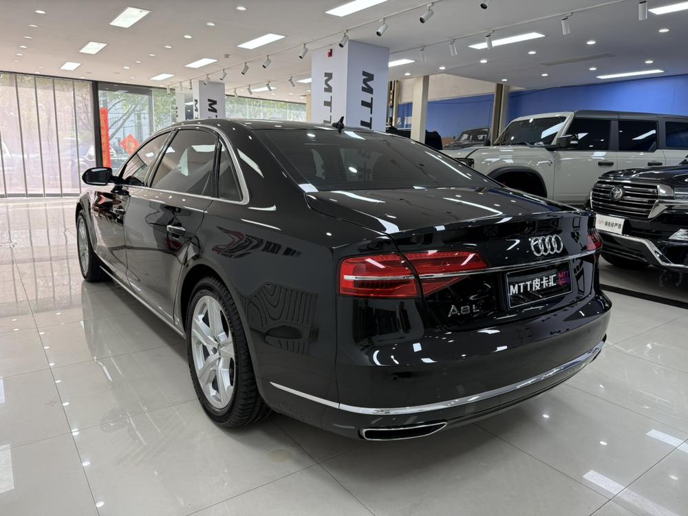 Audi Audi A8