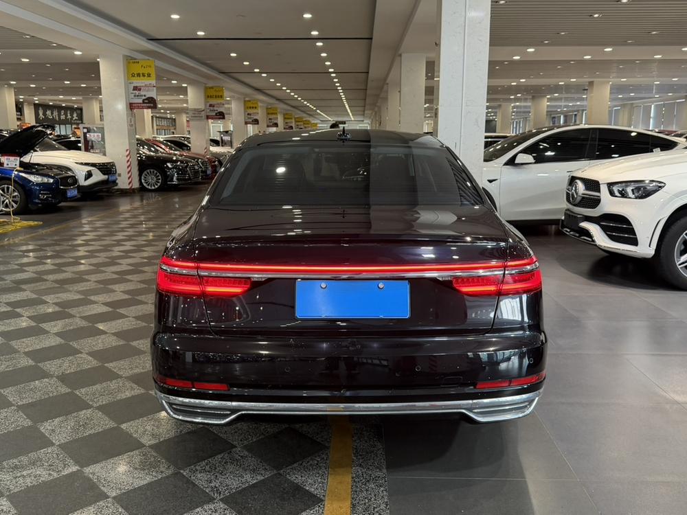 Audi Audi A8