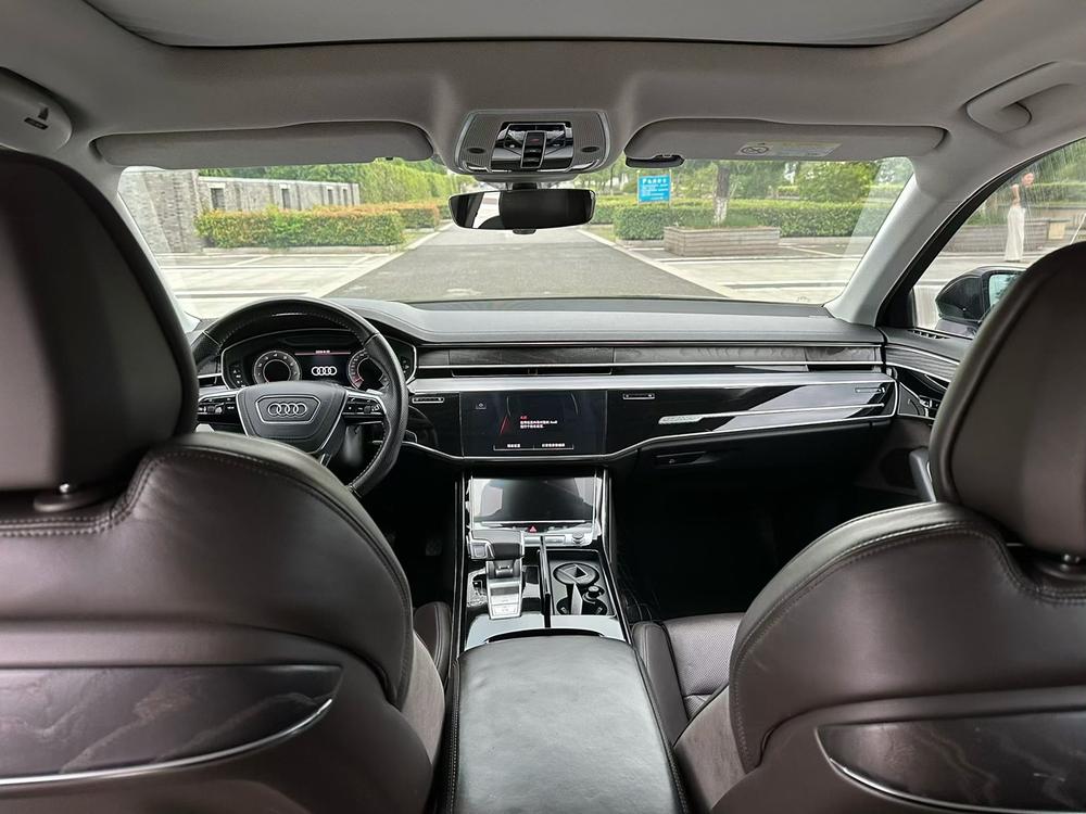 Audi Audi A8