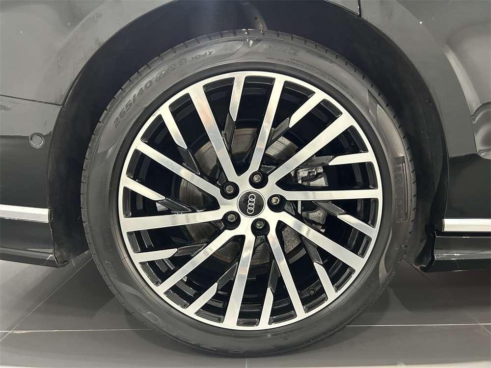Audi Audi A8