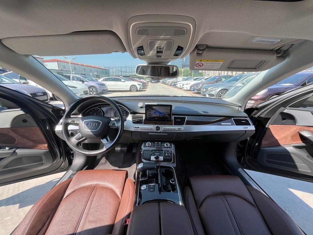 Audi Audi A8