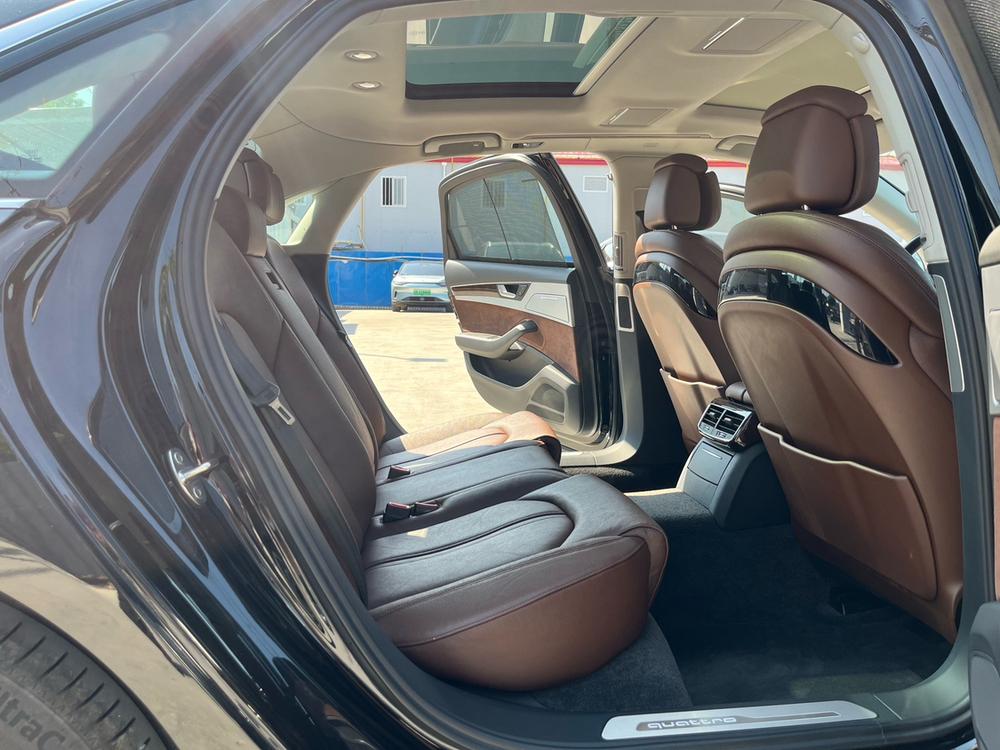 Audi Audi A8