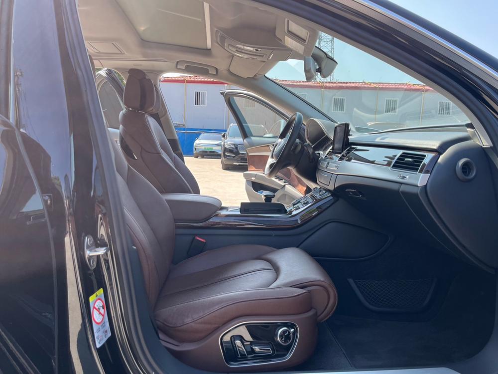 Audi Audi A8