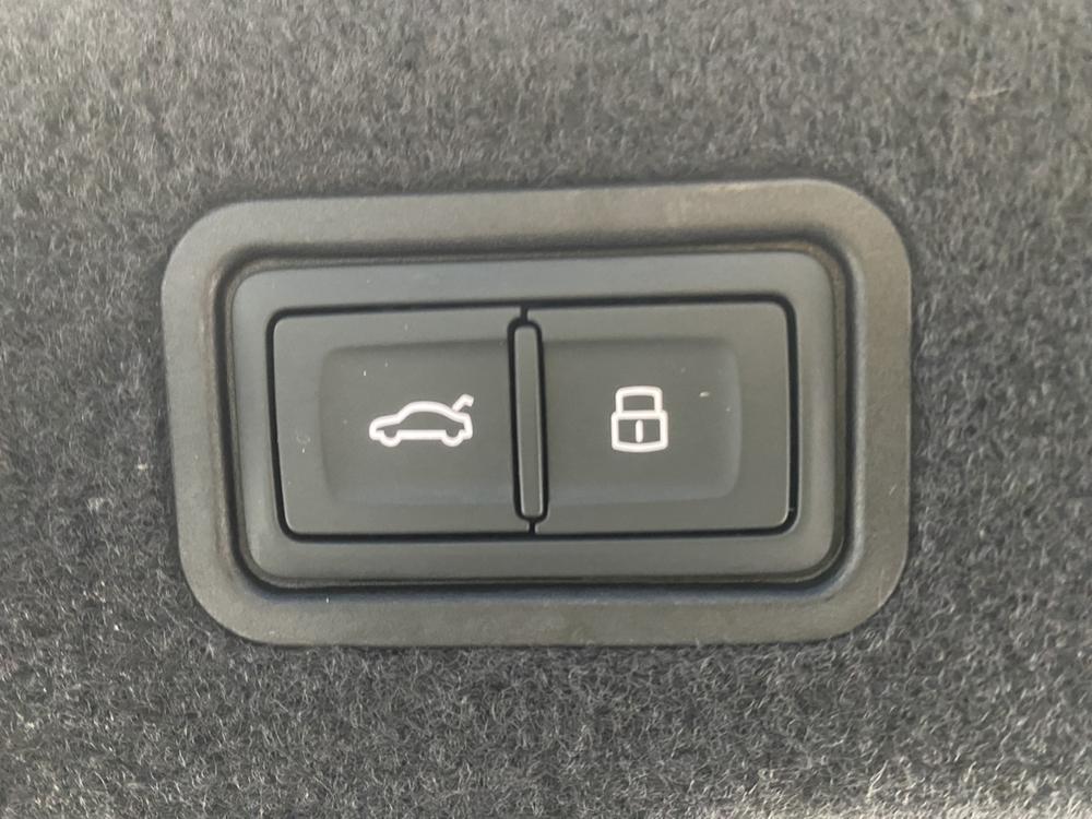 Audi Audi A8