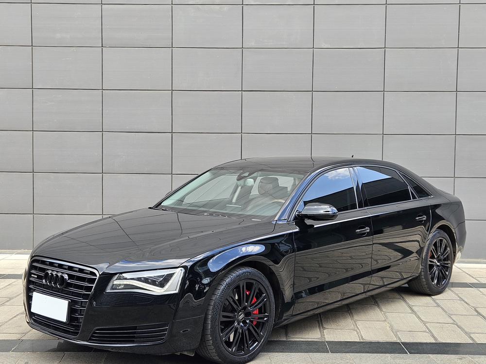 Audi Audi A8