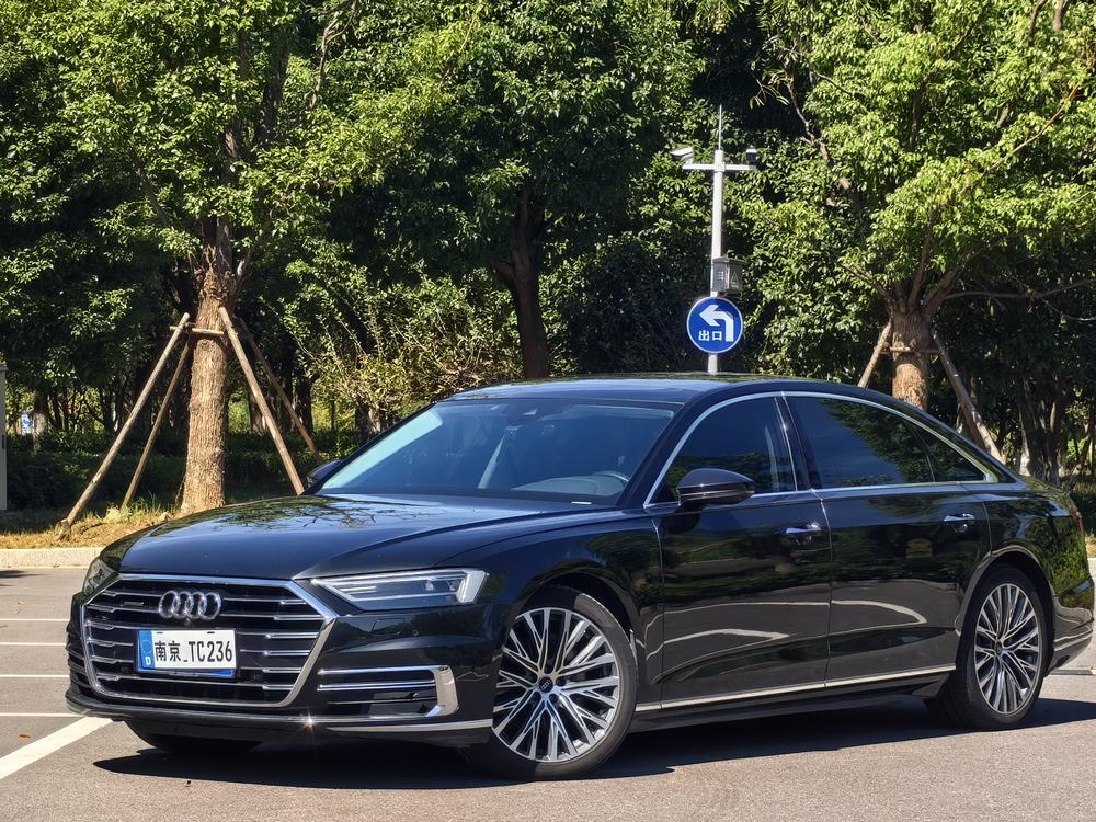 Audi Audi A8