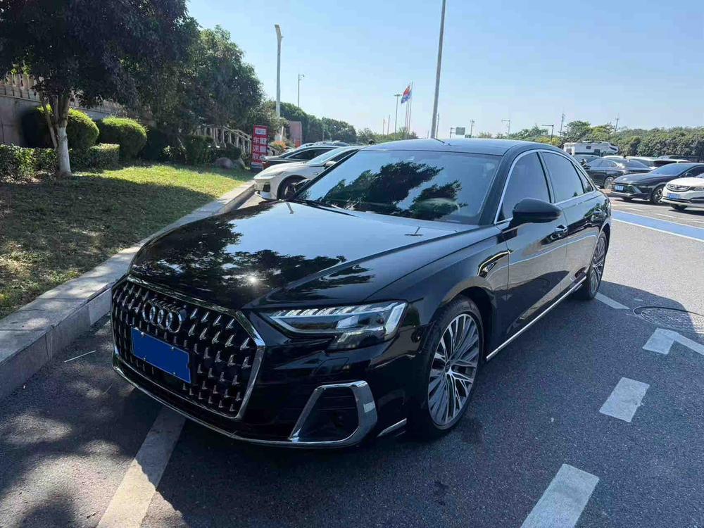 Audi Audi A8