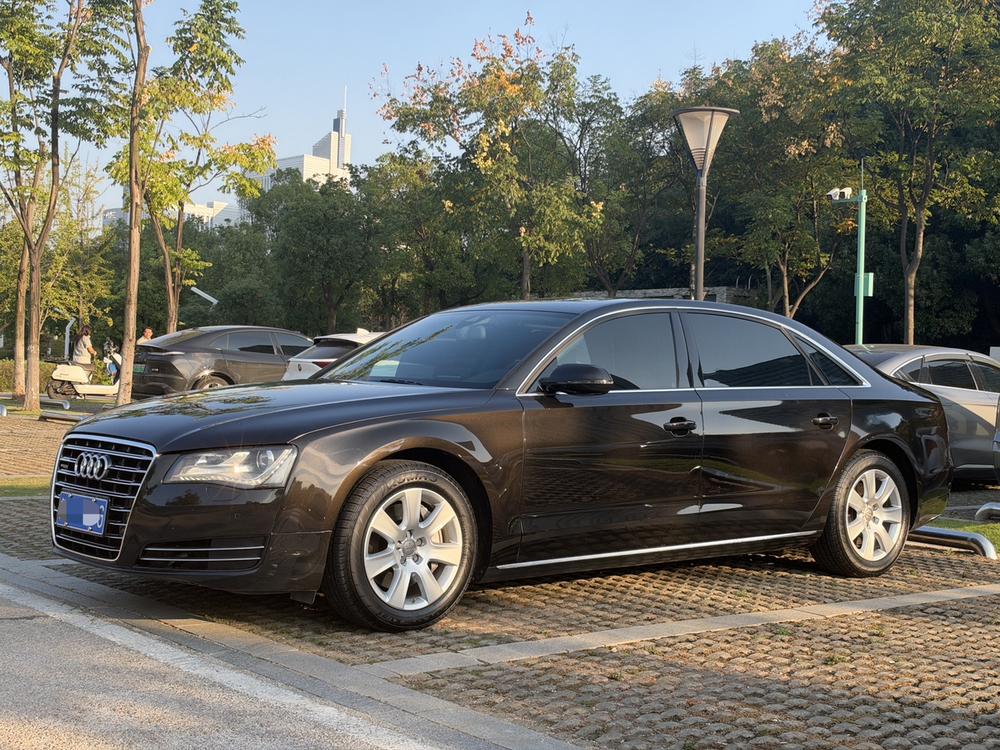 Audi Audi A8