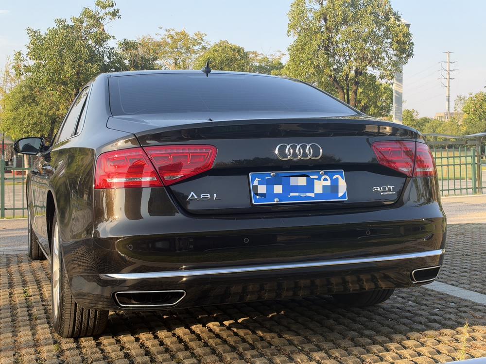Audi Audi A8