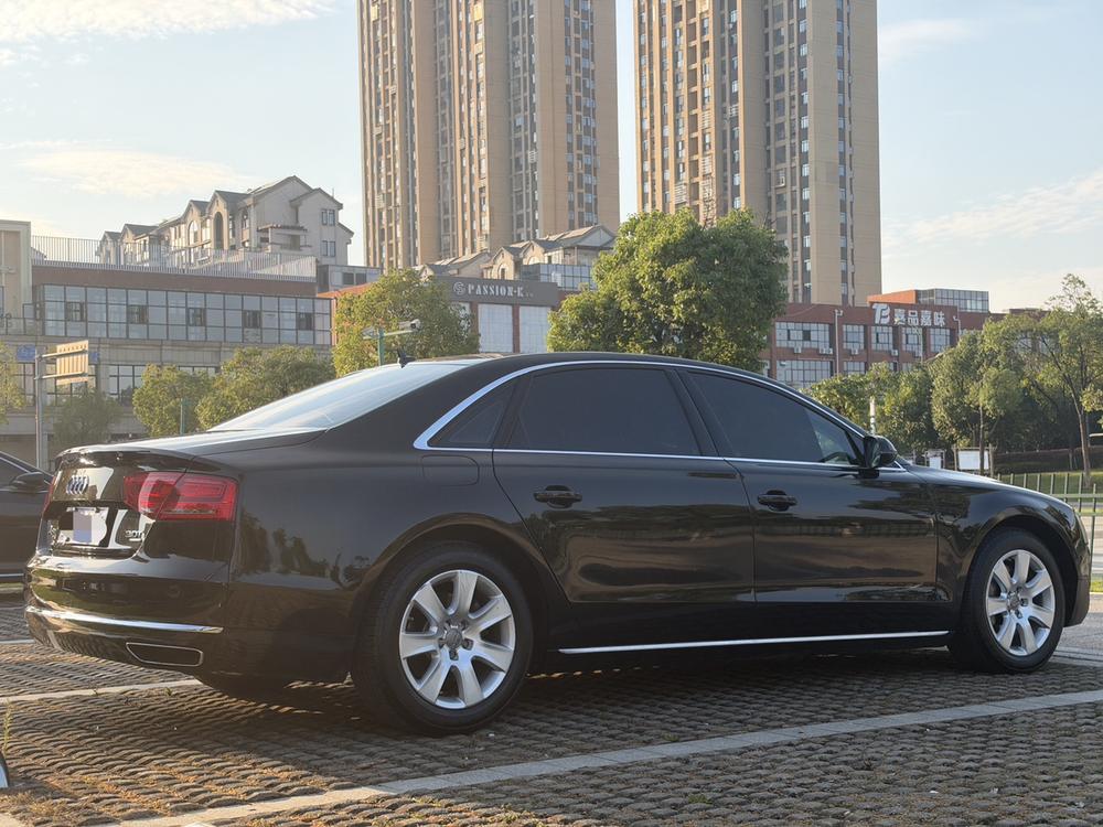 Audi Audi A8