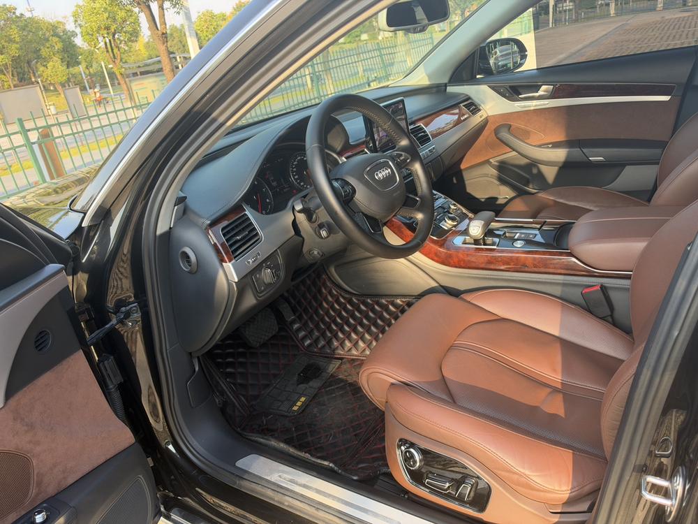 Audi Audi A8