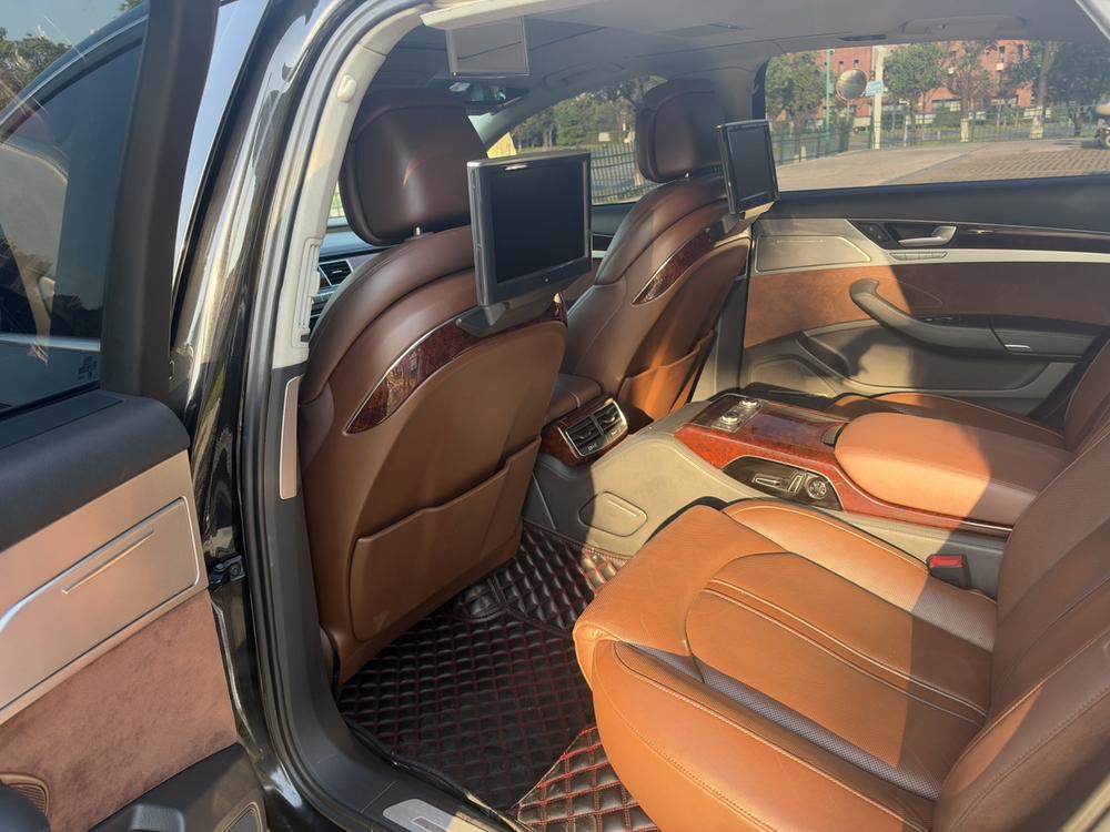 Audi Audi A8