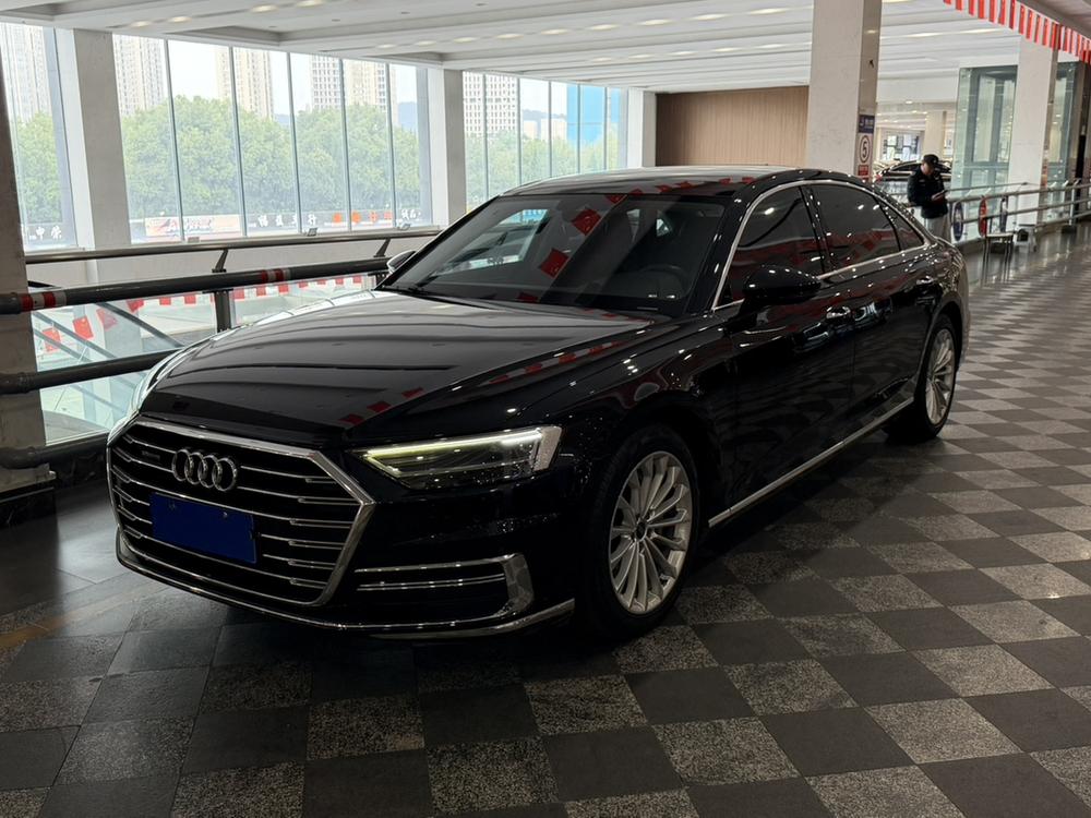 Audi Audi A8