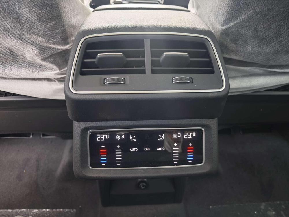 Audi Audi e-tron