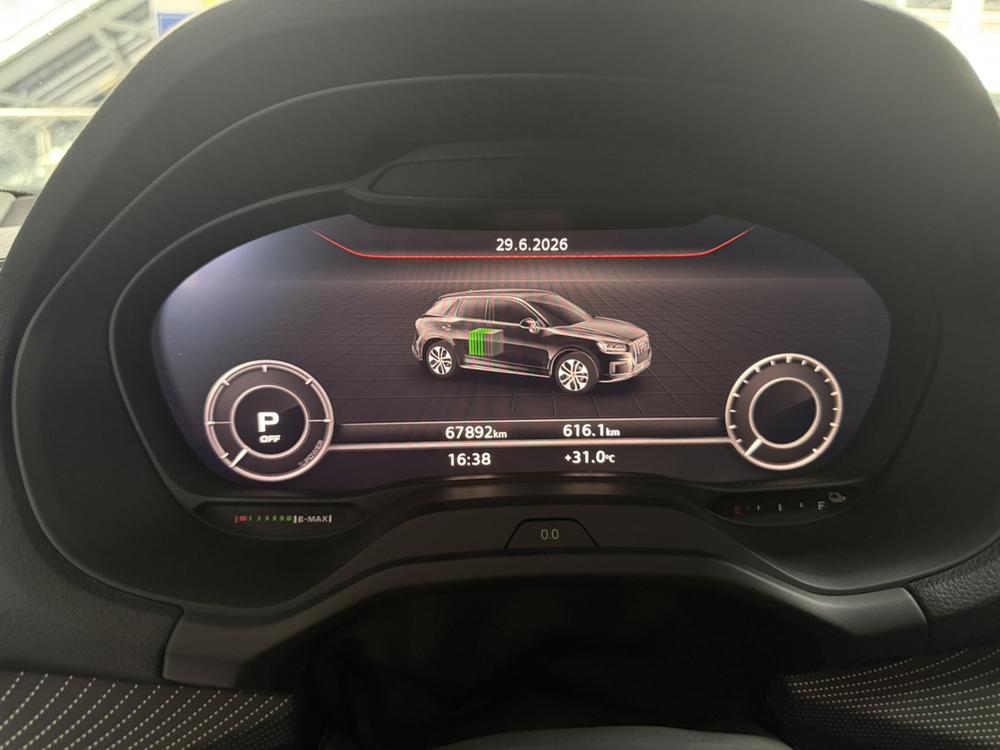 Audi Audi Q2L e-tron