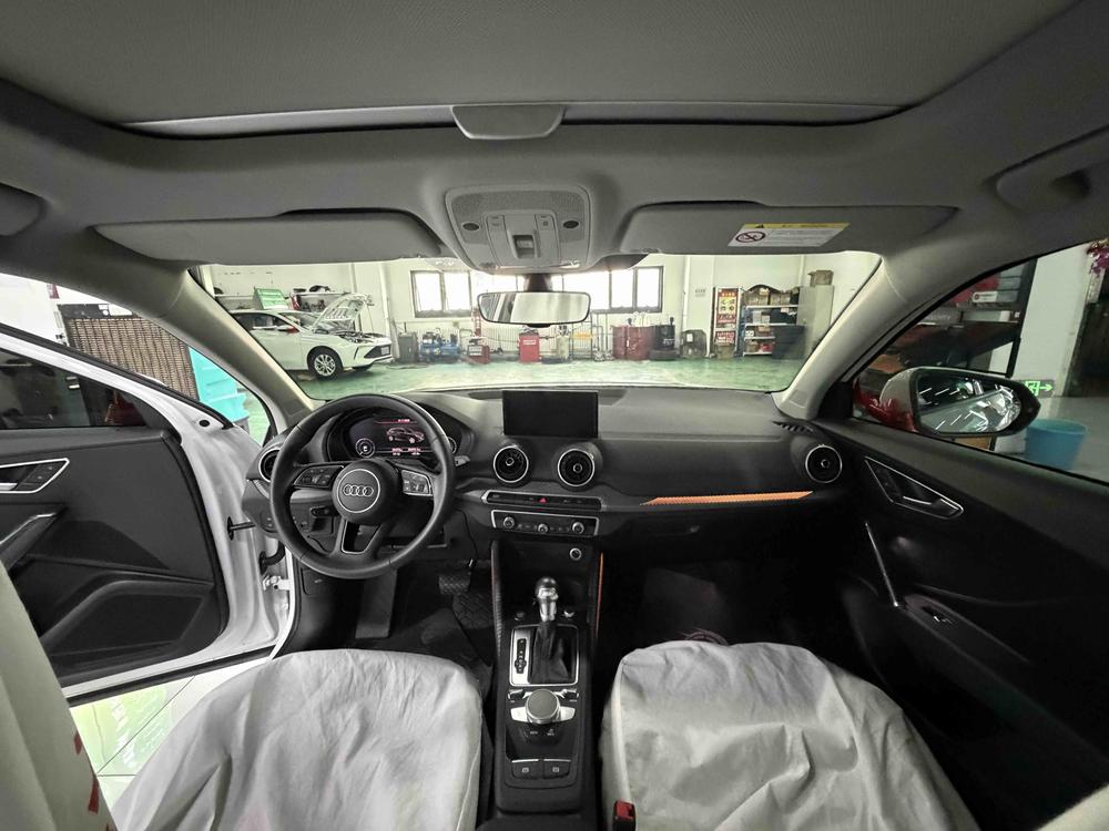 Audi Audi Q2L e-tron