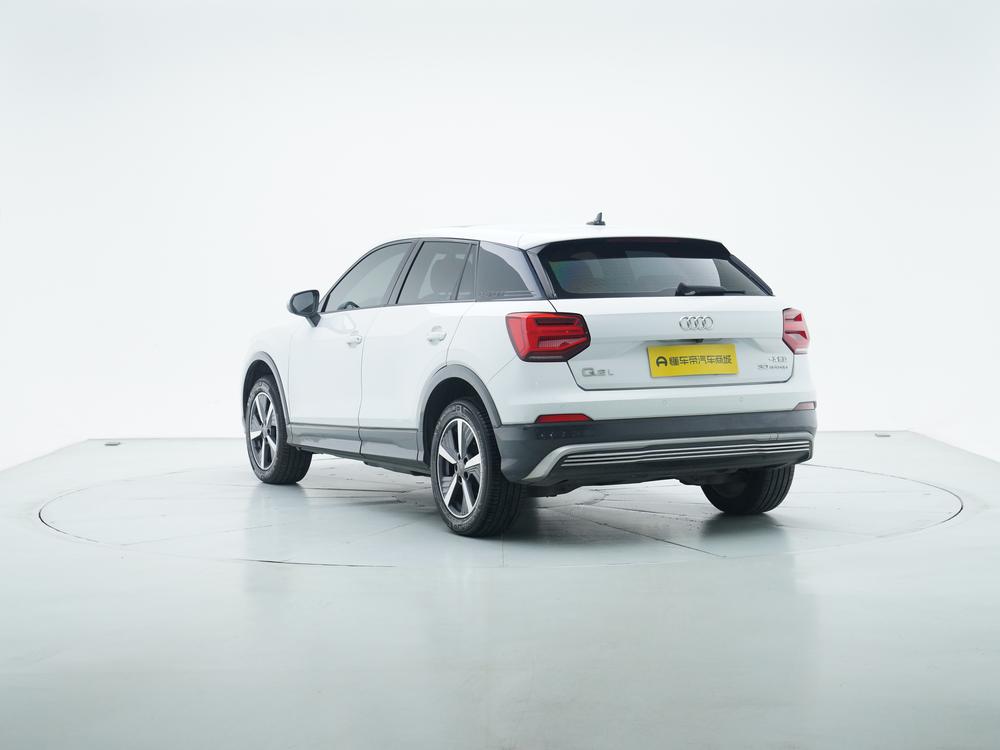 Audi Audi Q2L e-tron