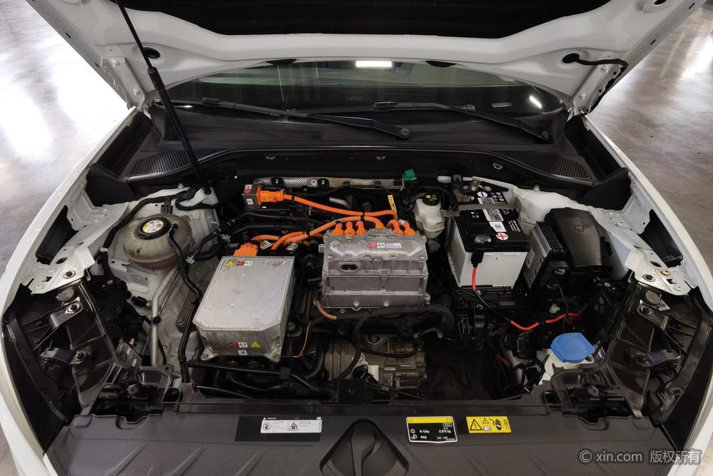 Audi Audi Q2L e-tron
