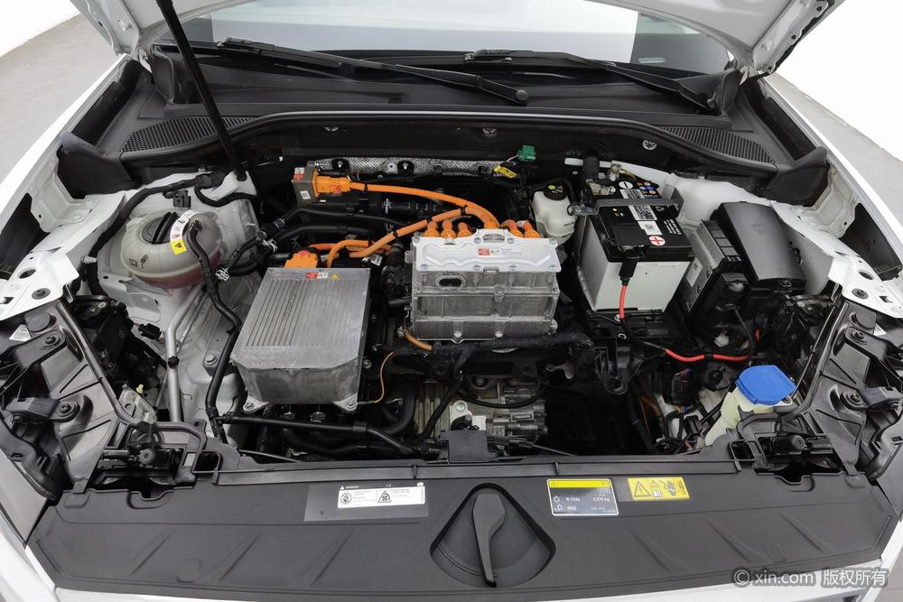 Audi Audi Q2L e-tron
