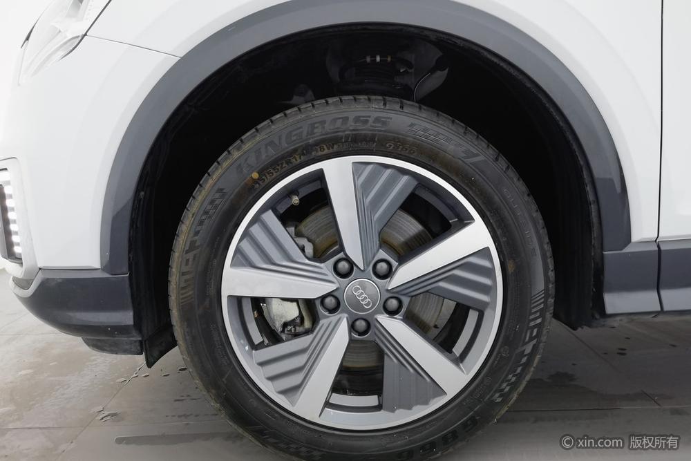 Audi Audi Q2L e-tron