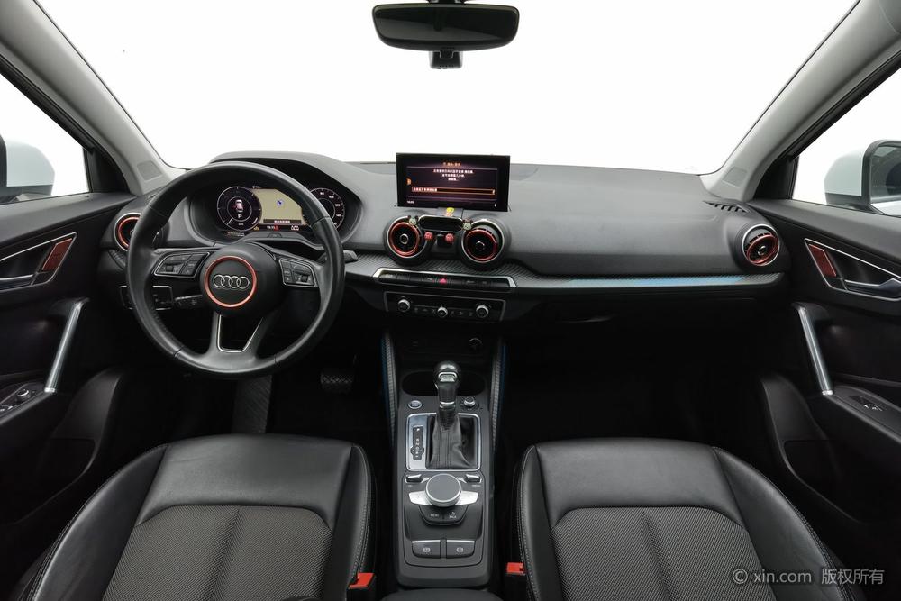 Audi Audi Q2L e-tron