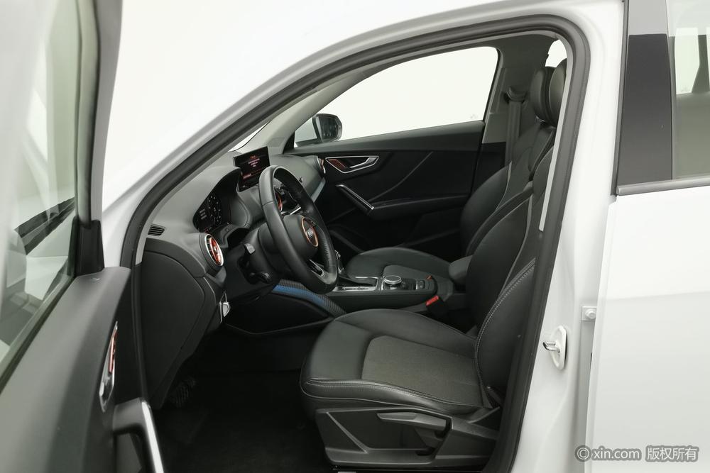 Audi Audi Q2L e-tron