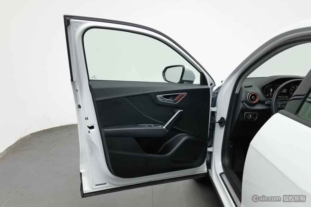 Audi Audi Q2L e-tron