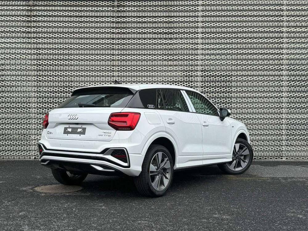 Audi Audi Q2L