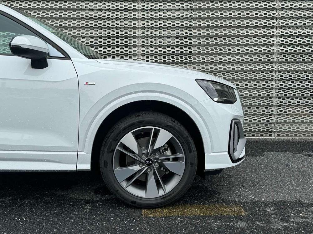 Audi Audi Q2L