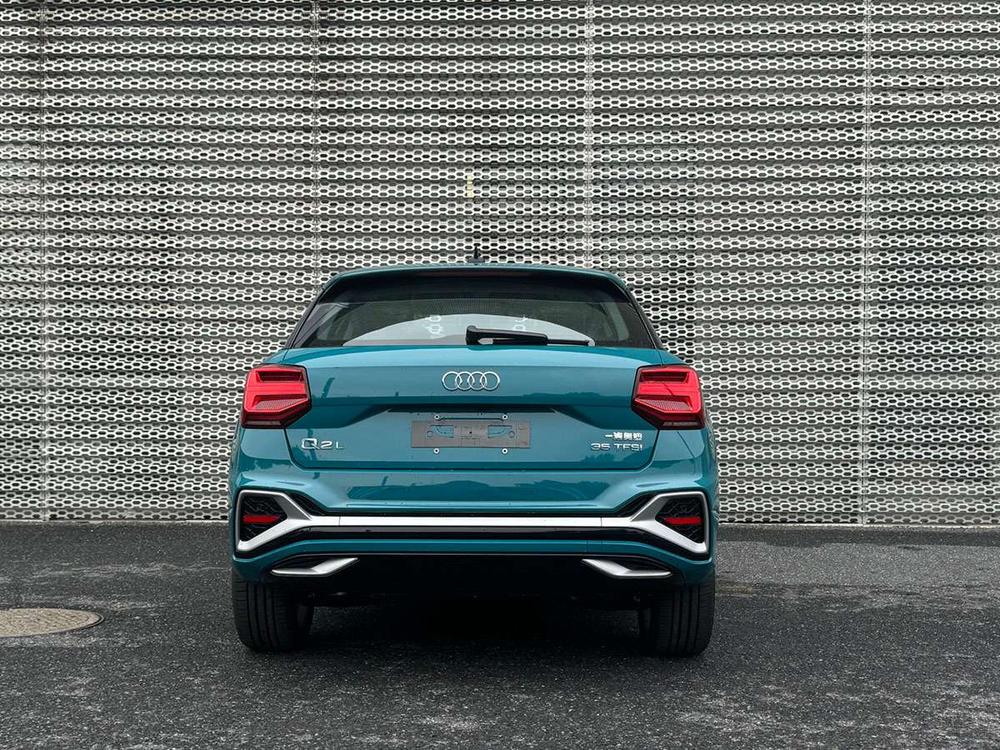 Audi Audi Q2L