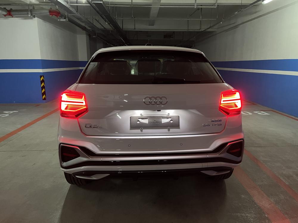Audi Audi Q2L