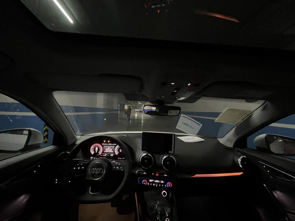 Audi Audi Q2L