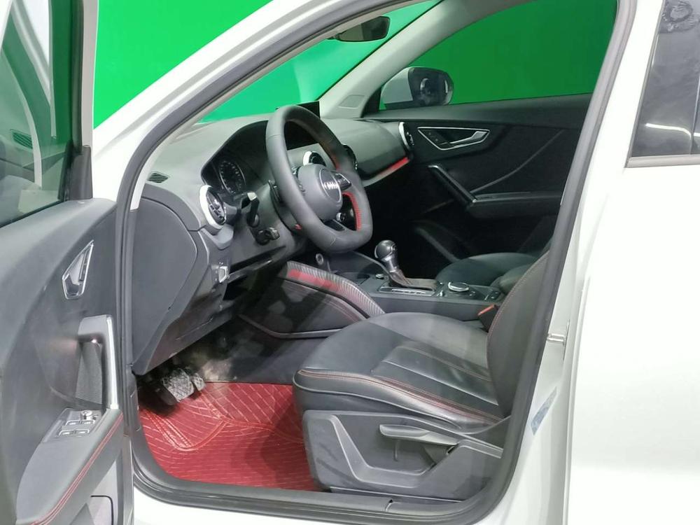 Audi Audi Q2L
