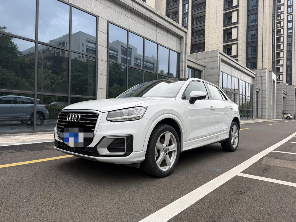Audi Audi Q2L