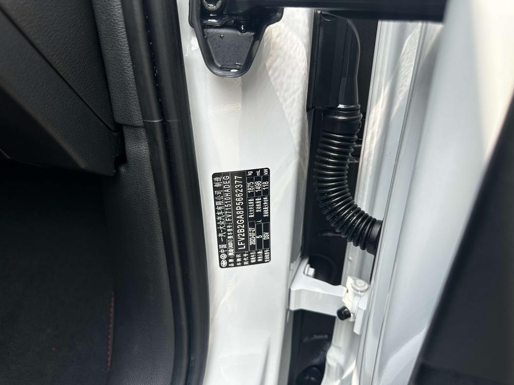 Audi Audi Q2L