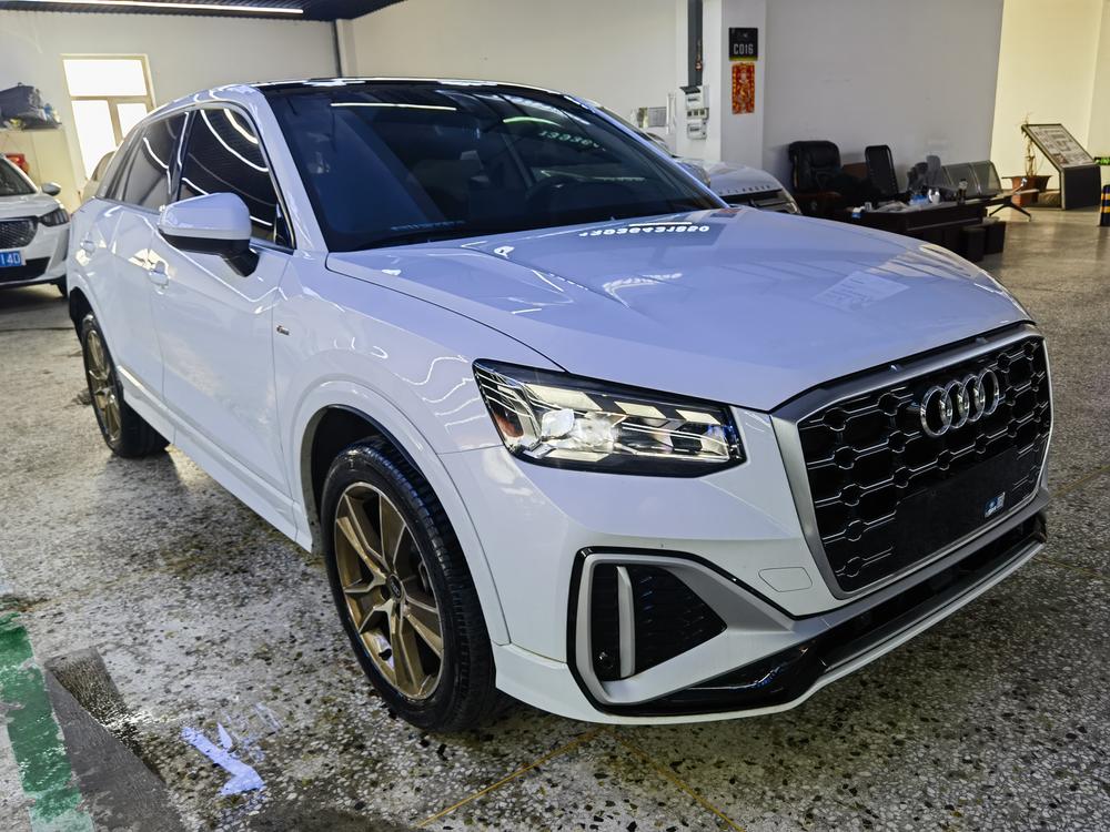 Audi Audi Q2L