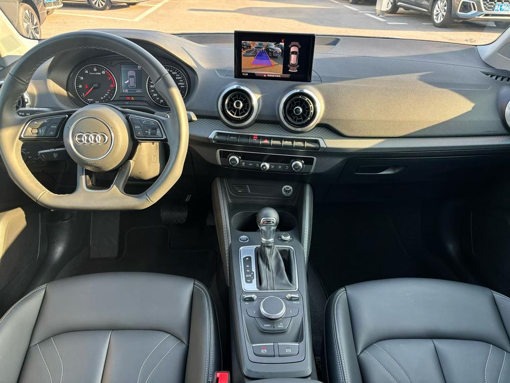 Audi Audi Q2L