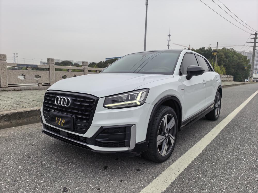 Audi Audi Q2L