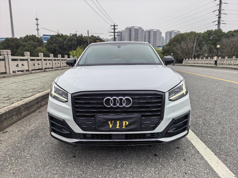 Audi Audi Q2L