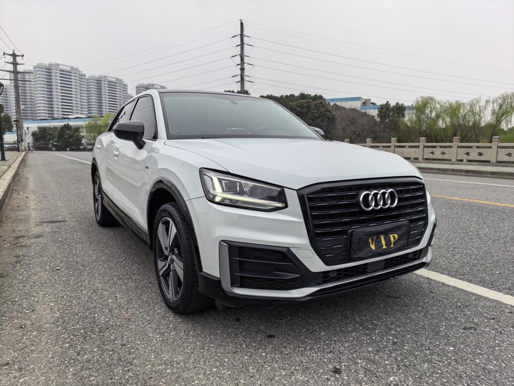 Audi Audi Q2L