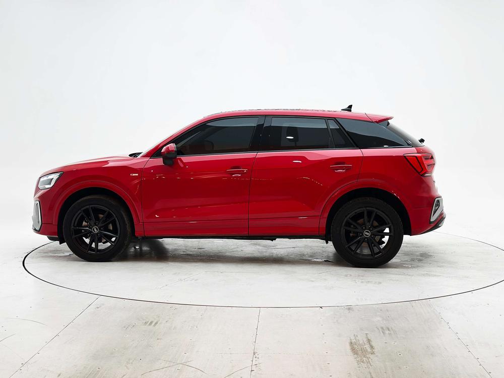 Audi Audi Q2L