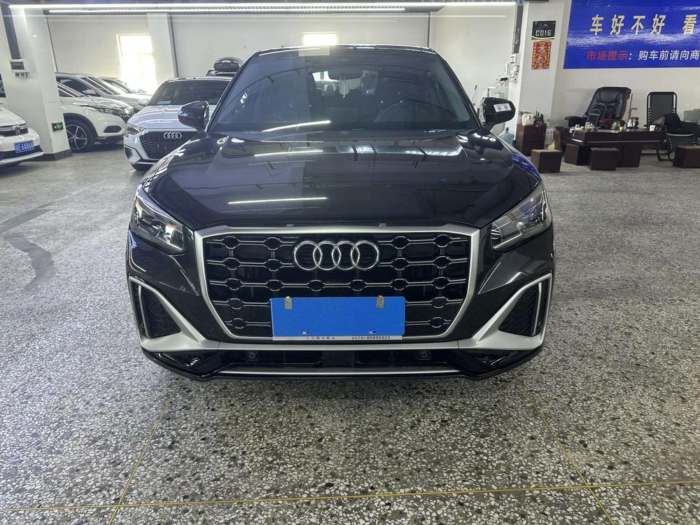 Audi Audi Q2L