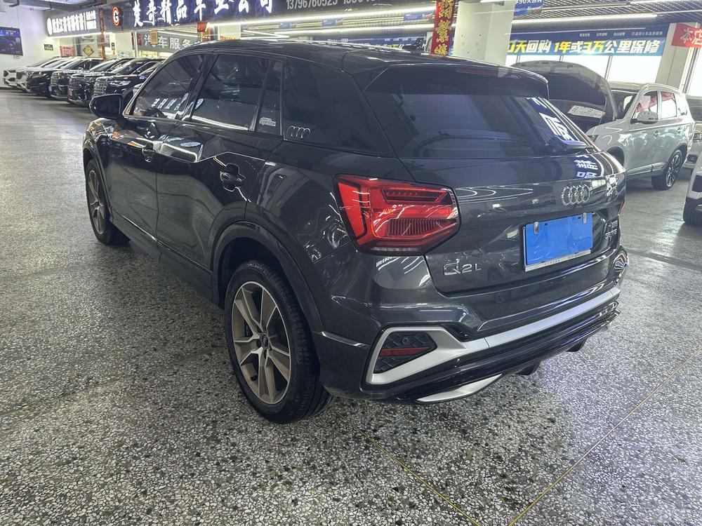 Audi Audi Q2L