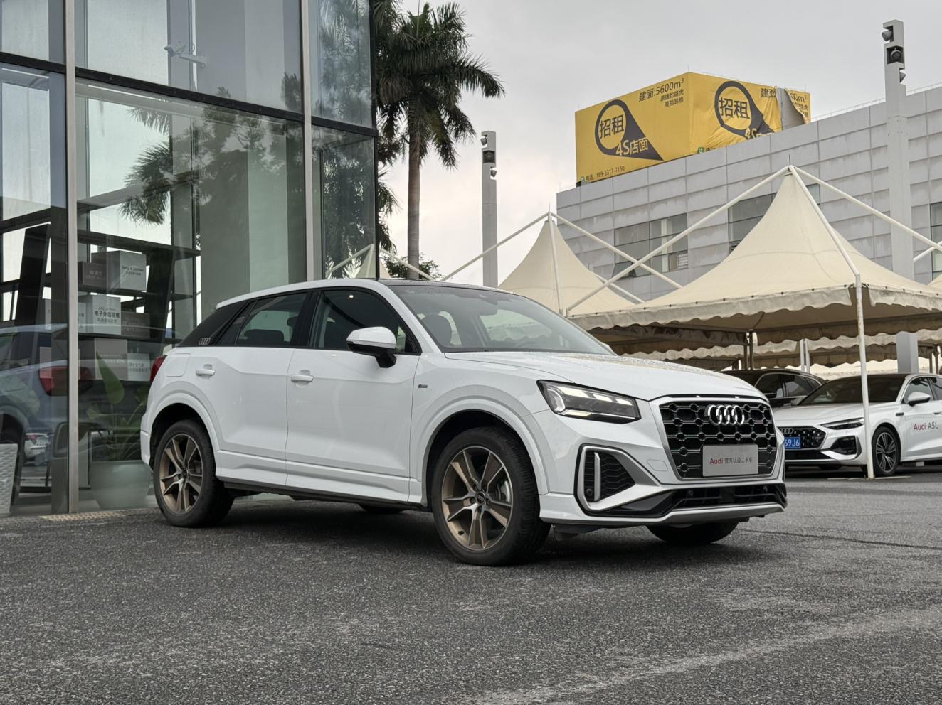 Audi Audi Q2L