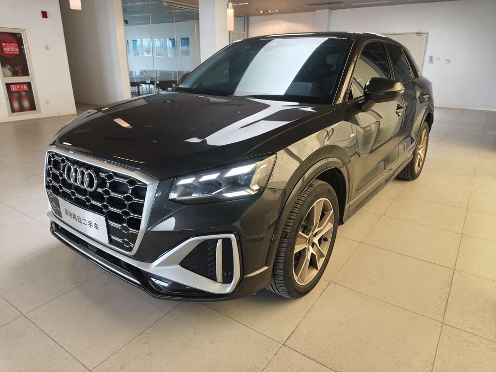 Audi Audi Q2L