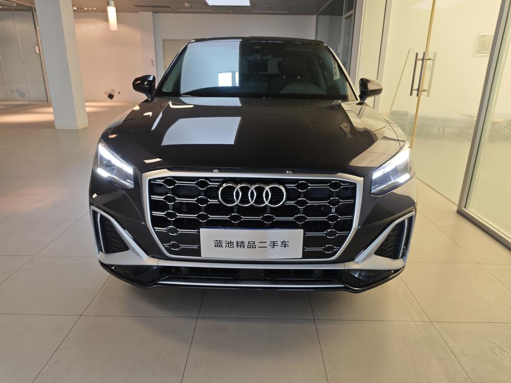 Audi Audi Q2L