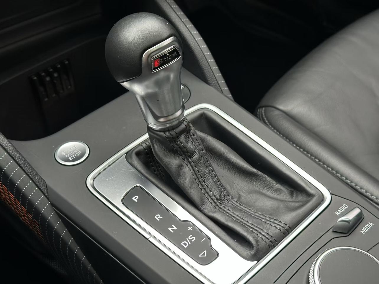 Audi Audi Q2L