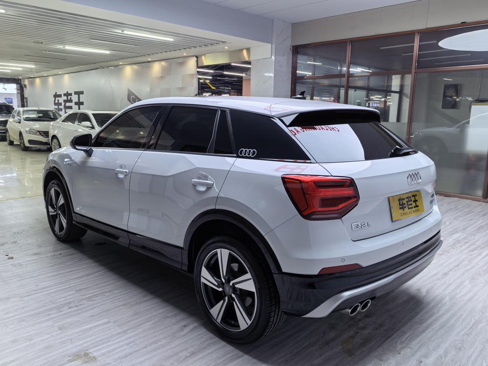 Audi Audi Q2L