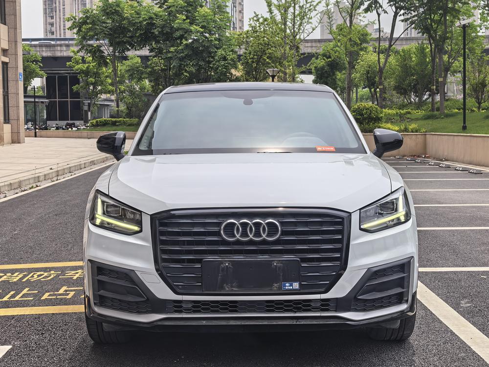 Audi Audi Q2L